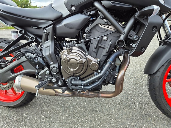 Yamaha MT-07 5 of 6