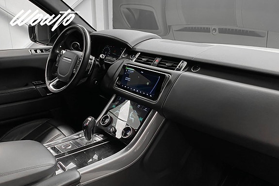 Land Rover Range Rover Sport 15 of 26