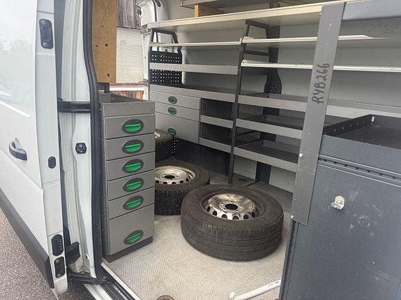 Renault Master 14 of 16