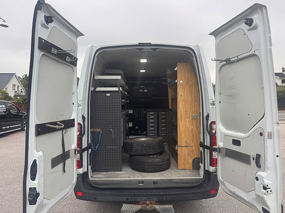 Renault Master 15 of 16