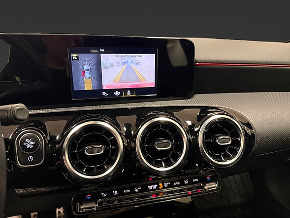 Mercedes-Benz A200 14 of 16