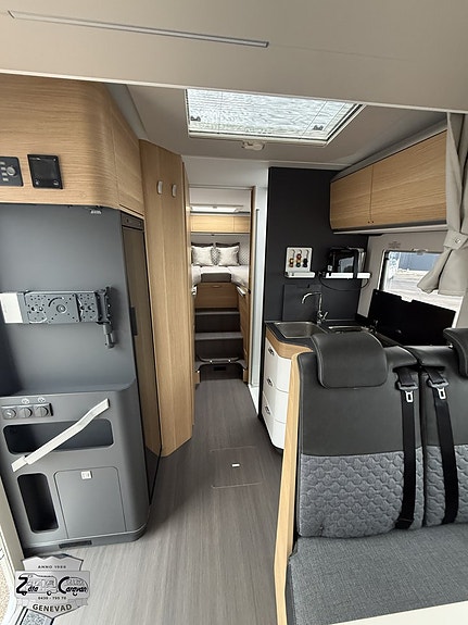 Adria MATRIX 670SL 5 of 21