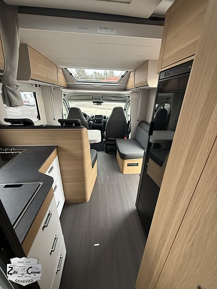 Adria MATRIX 670SL 9 of 21