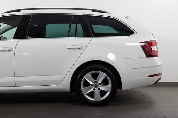 Skoda Octavia 5 of 22