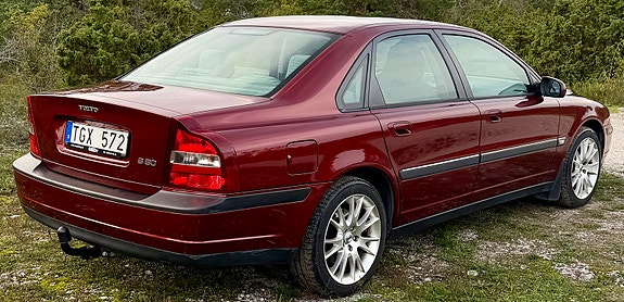 Volvo S80 3 of 8