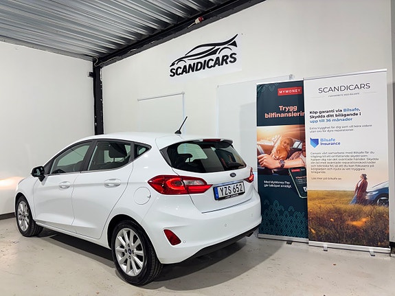 Ford Fiesta 9 of 30