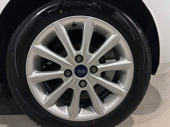 Ford Fiesta 14 of 30