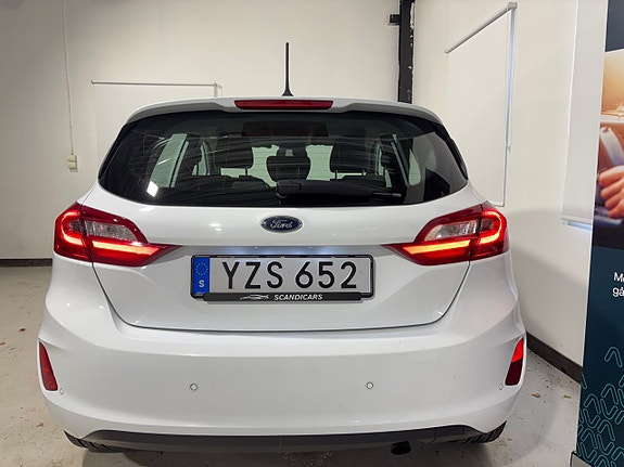 Ford Fiesta 17 of 30