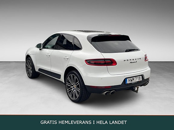 Porsche Macan 4 of 22