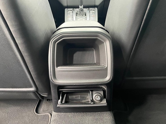 Porsche Macan 21 of 22