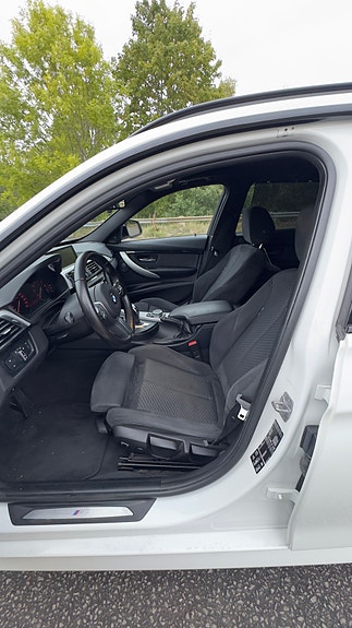 BMW 340i 8 of 10