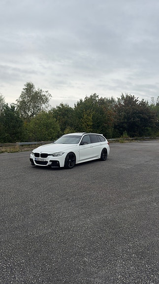 BMW 340i 3 of 10