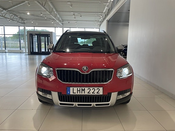 Skoda Yeti Outdoor 2 of 23
