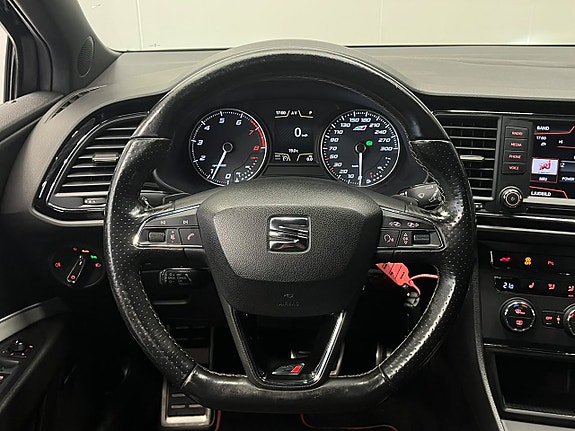 Seat Leon 17 of 27