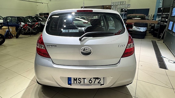 Hyundai i20 11 of 17