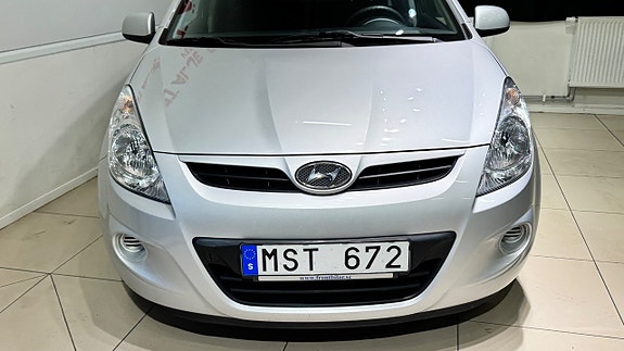 Hyundai i20 6 of 17