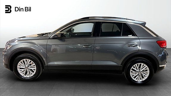 Volkswagen T-Roc 2 of 12