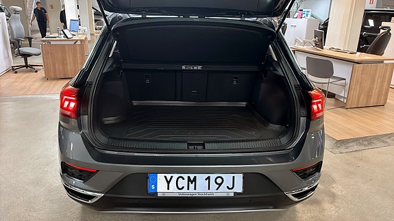 Volkswagen T-Roc 5 of 12