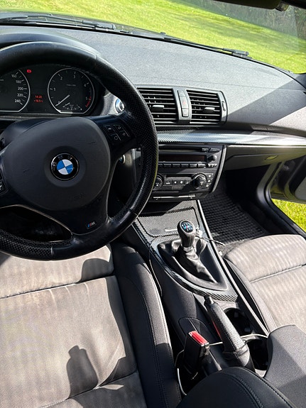 BMW 120d 9 of 10