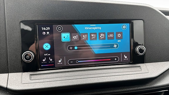 Volkswagen Caddy Maxi 15 of 18
