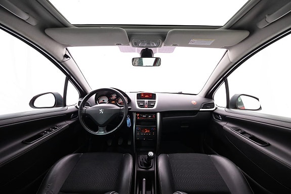 Peugeot 207 SW 13 of 19