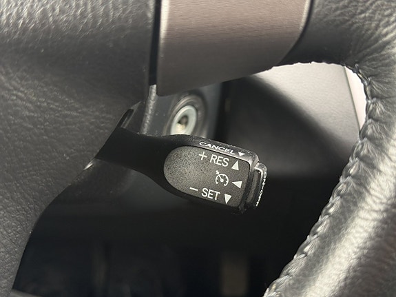Toyota RAV4 23 of 30