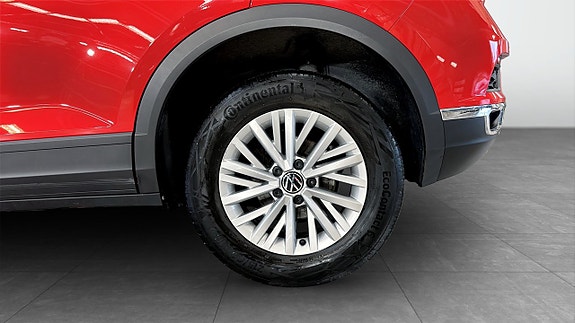 Volkswagen T-Roc 6 of 20