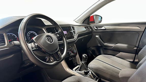Volkswagen T-Roc 7 of 20