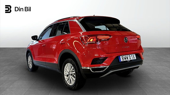 Volkswagen T-Roc 3 of 20