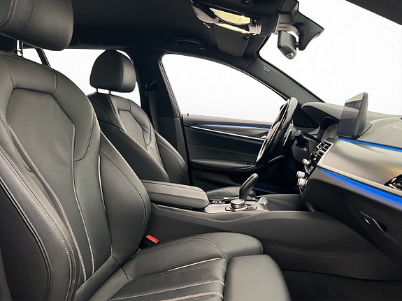 BMW 520d 26 of 30