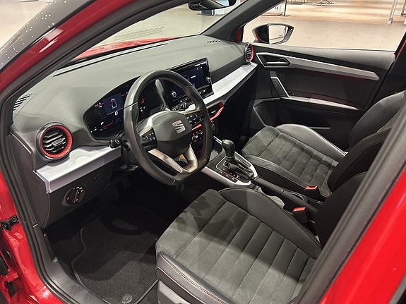 Seat Arona 14 of 20