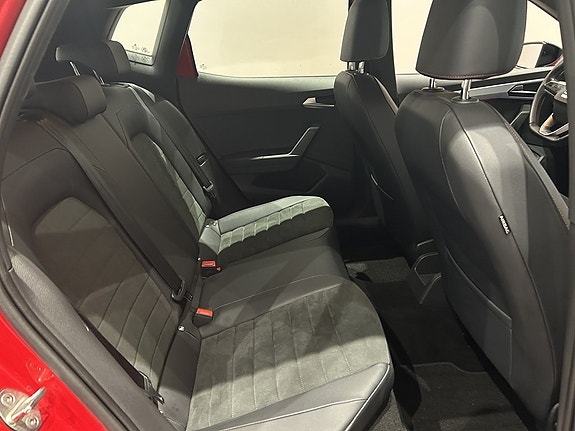 Seat Arona 11 of 20