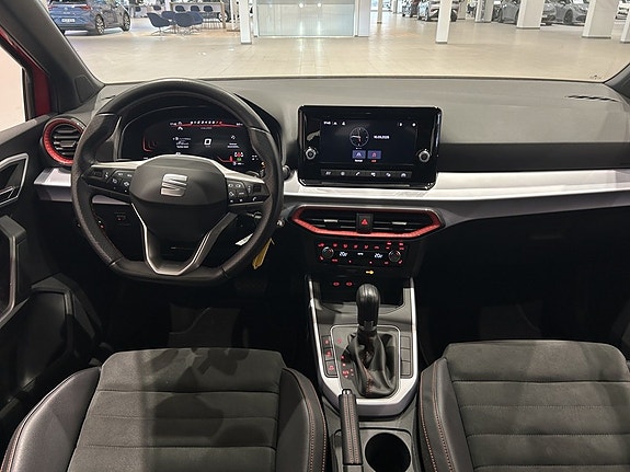 Seat Arona 12 of 20