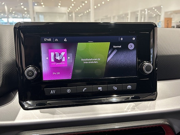 Seat Arona 19 of 20