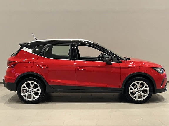 Seat Arona 5 of 20