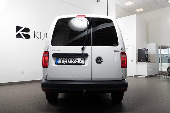 Volkswagen Caddy Maxi 10 of 19