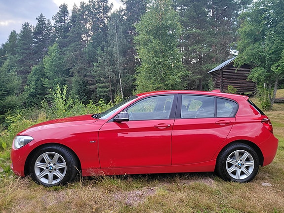 BMW 120d 4 of 6