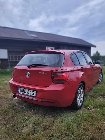 BMW 120d 2 of 6