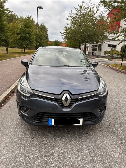Renault Clio 2 of 7