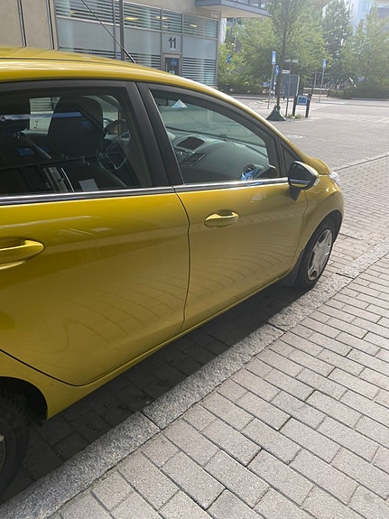 Ford Fiesta 10 of 10
