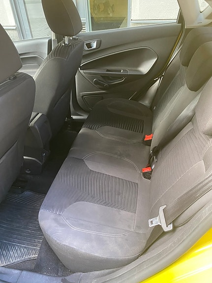 Ford Fiesta 9 of 10