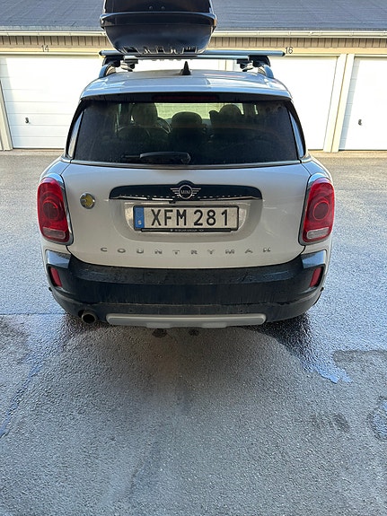 MINI Countryman Cooper SE 3 of 6