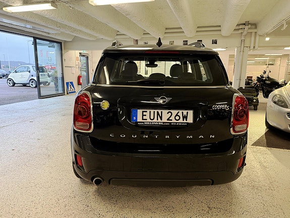 MINI Countryman Cooper SE 8 of 25