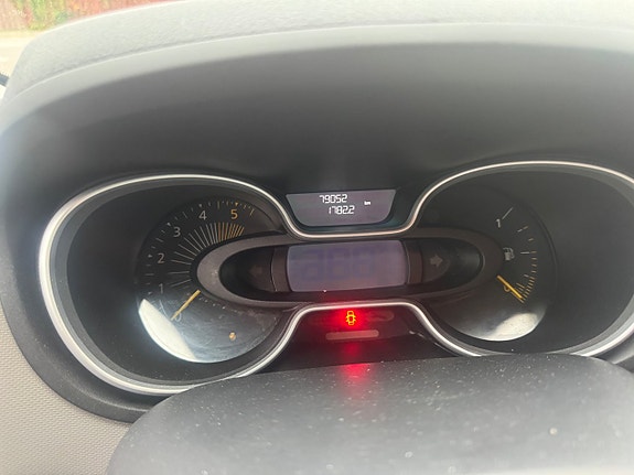 Renault Trafic 10 of 14