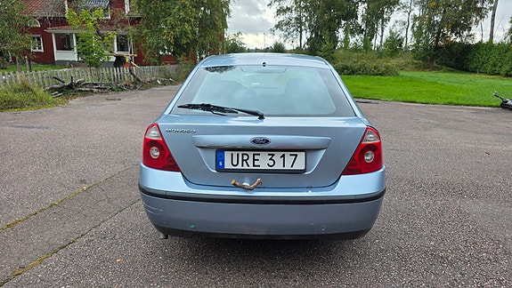 Ford Mondeo 4 of 18