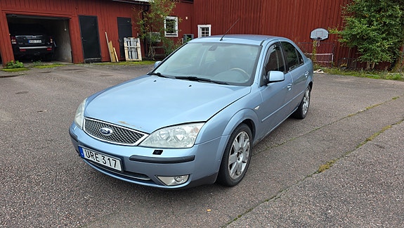 Ford Mondeo 7 of 18