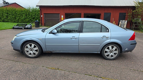 Ford Mondeo 6 of 18