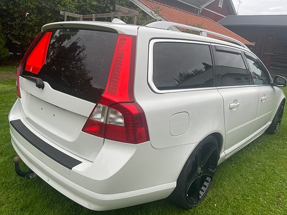 Volvo V70 5 of 15