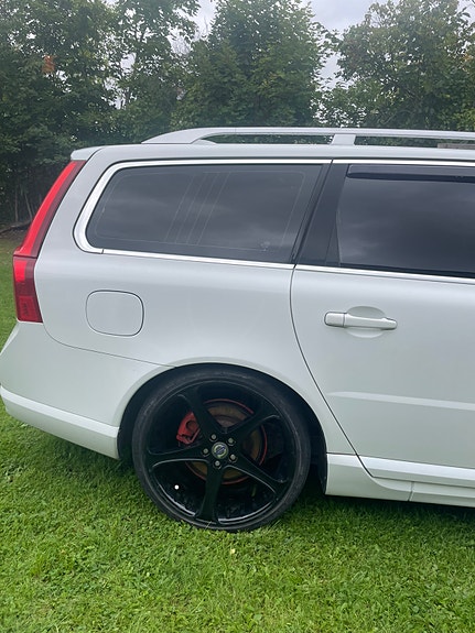 Volvo V70 7 of 15