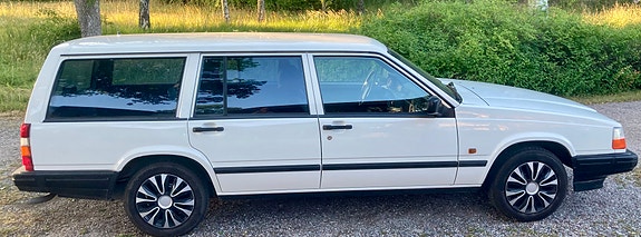 Volvo 940 2 of 16
